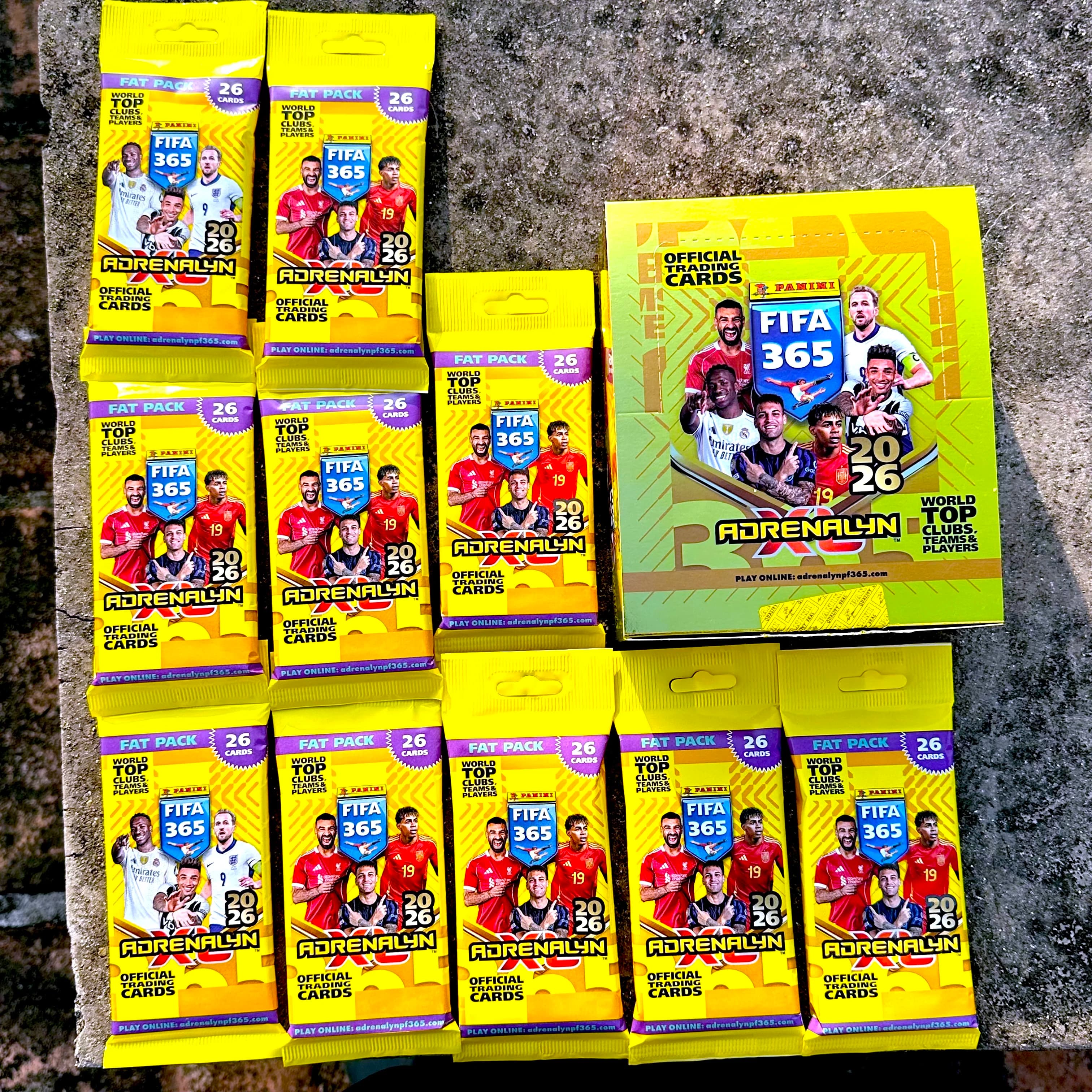 PANINI 365 2025/2026 Adrenalyn XL - Fat Pack with 26 Cards Football Trading Cards