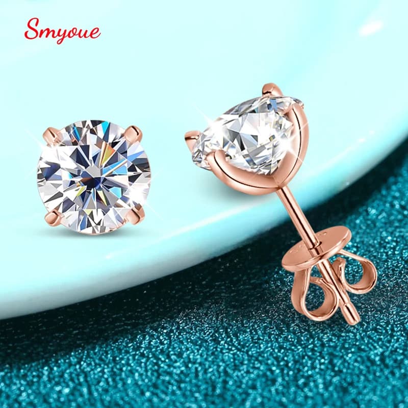 Smyoue 0.2-3CT 로즈 골드 컬러 모이사나이트 스터드 귀걸이 여성용 반짝이는 클래식 웨딩 랩 다이아몬드 귀걸이 순수 925 실버