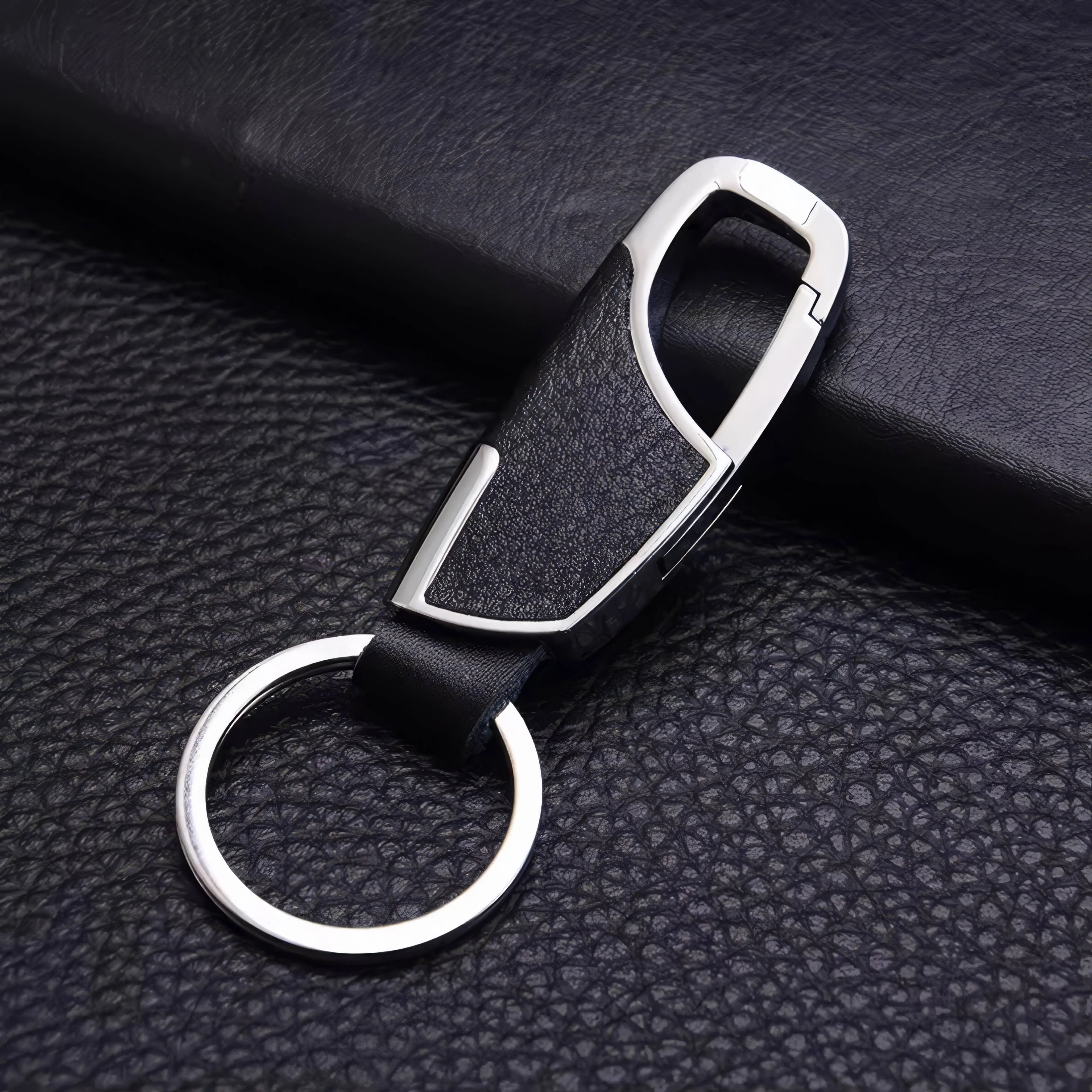 1 Black Car Keychain, Durable Metal Keyring Holder, Practical and Stylish, Suitable for Car Keys, Men's and Women's Gifts