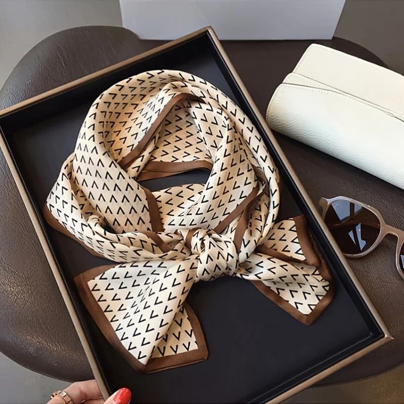 New for 2025, Made from 100% Mulberry Silk, Featuring a Double-Sided V-Pattern in White And Brown, This Luxurious