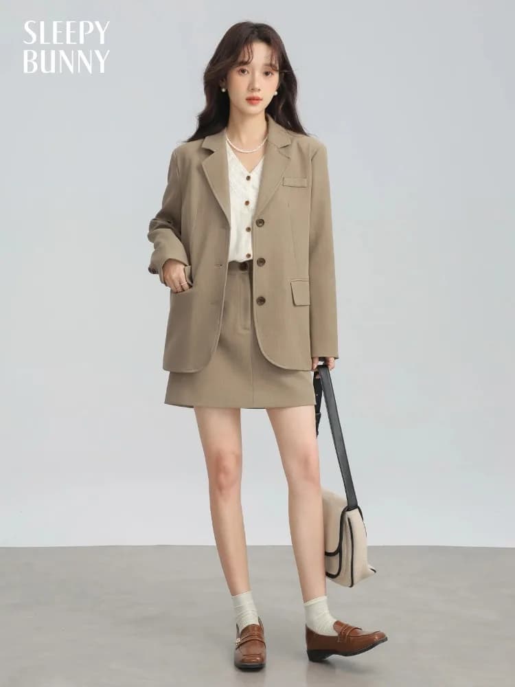 Vintage V Neck Lantern Sleeve Blouse Women Loose Fit Chinese Style Spring Shirt Casual Elegant Office Lady Tops for Daily Wear