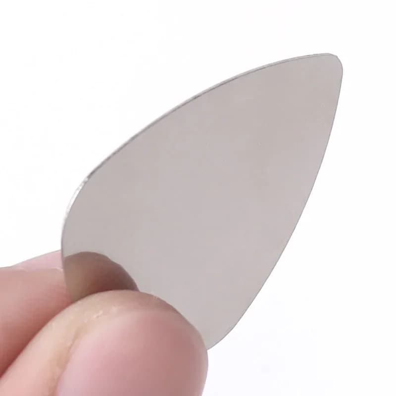 스테인리스 메탈 기타 피크 10개 0.3mm