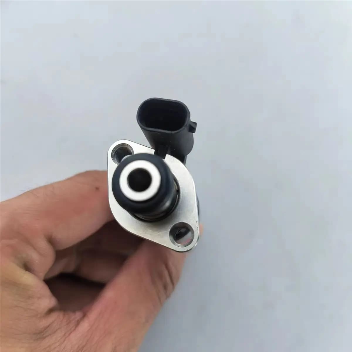 Auto parts Suitable for Roewe E950/360/RX5/i6 & MG MG6/GS/HS/GT Fuel Injector Assembly for 1.5T Engine 55577403
