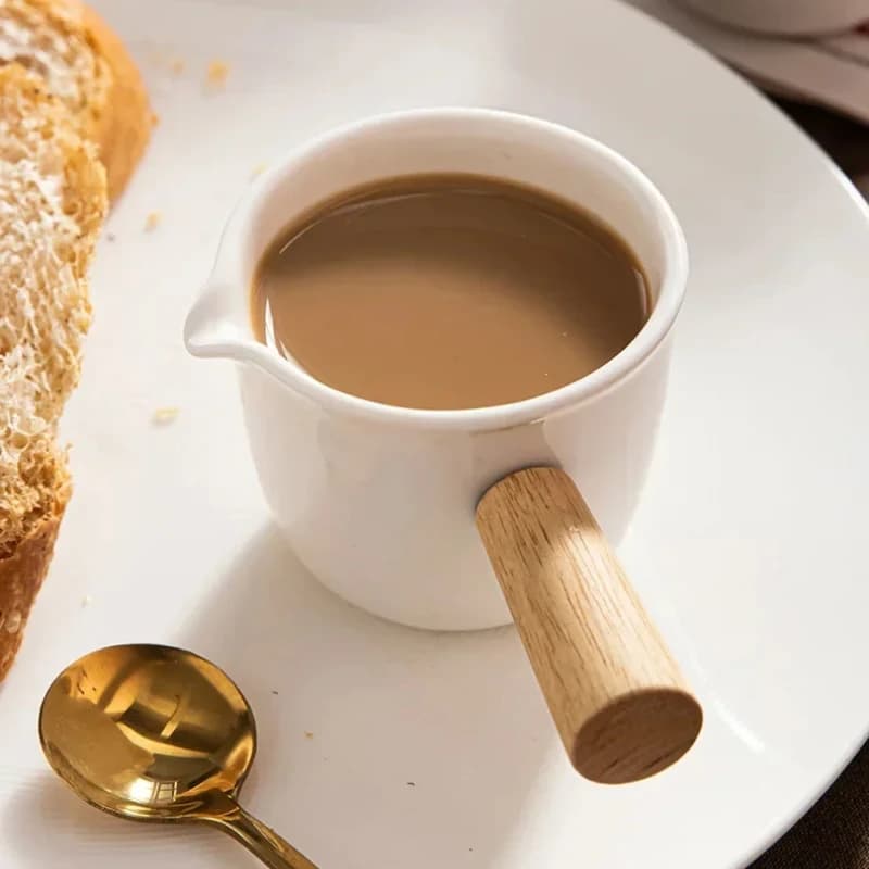 High Temperature Resistance Ceramic Milk Jug Modern Simplicity Coffee Cup Wooden Handle Durable Household Espresso Measuring Cup