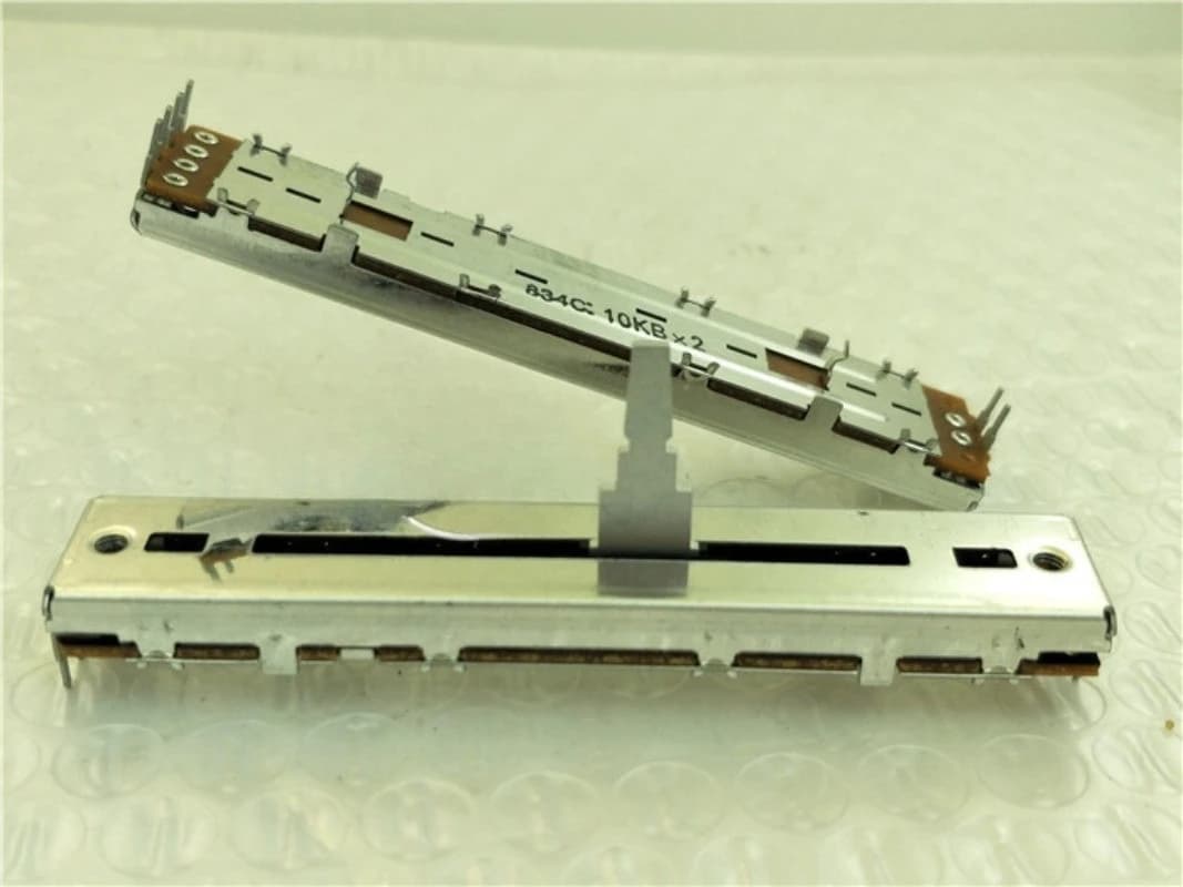 1PC Original Crossfader DCV1006 for Pioneer DJM600 Mixer Dual B10K Potentiometer