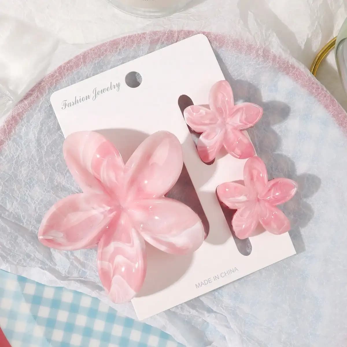 3Pcs Pink Flower Hair Claw Clips Hawaiian Hibiscus Shark Clip Cute Fashion Hair Accessories Gifts for Women And Girls
